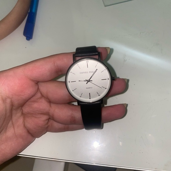 Daniel Philips Watch! Perfectly condition!! - Picture 3 of 4